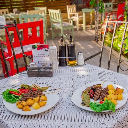 The Step Family 2* ساني بيتش