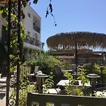 The Step Family Hotel 2*