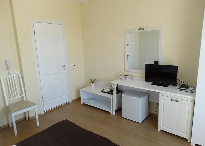 The Step Family Sluneční pobřeží